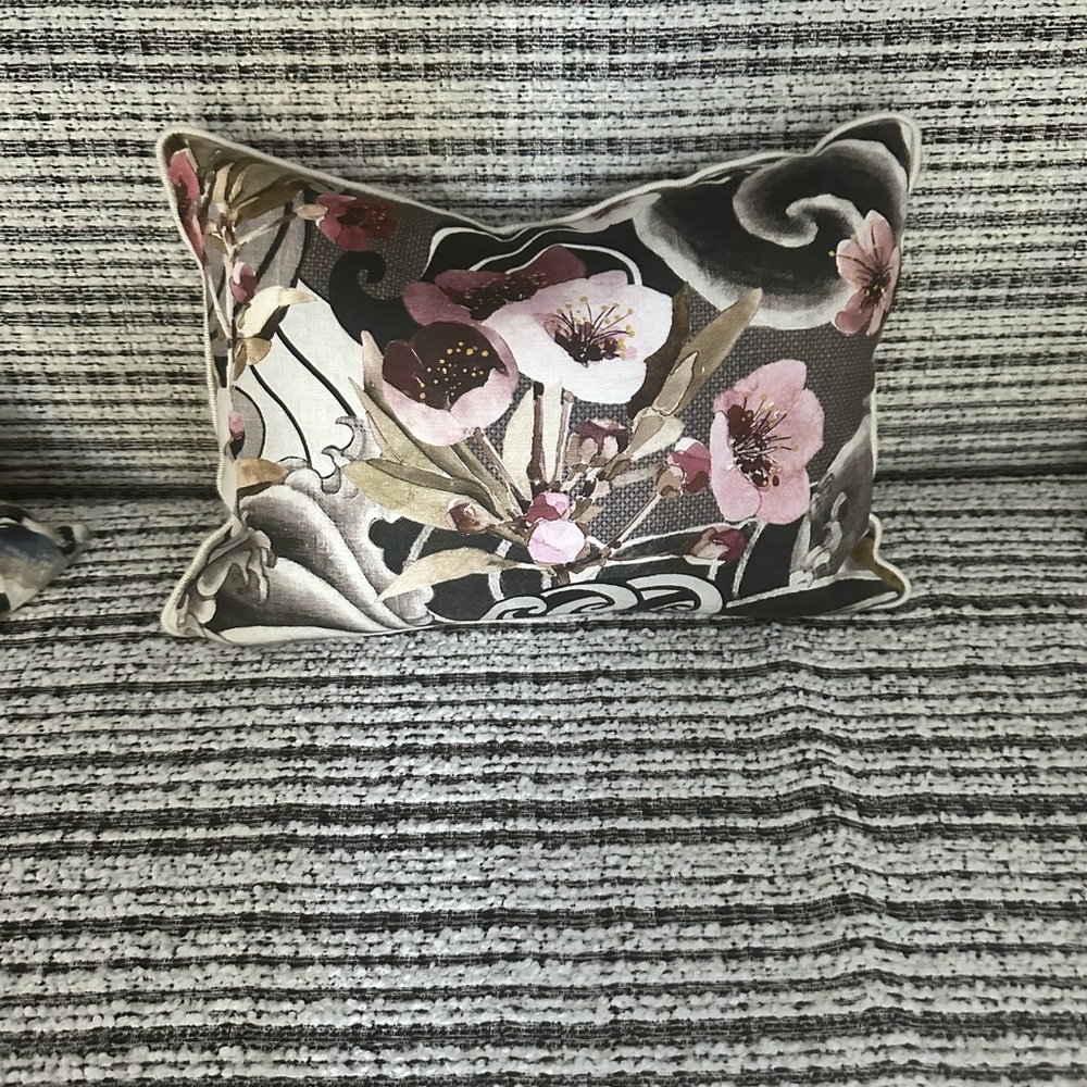 Custom S. Harris pillow